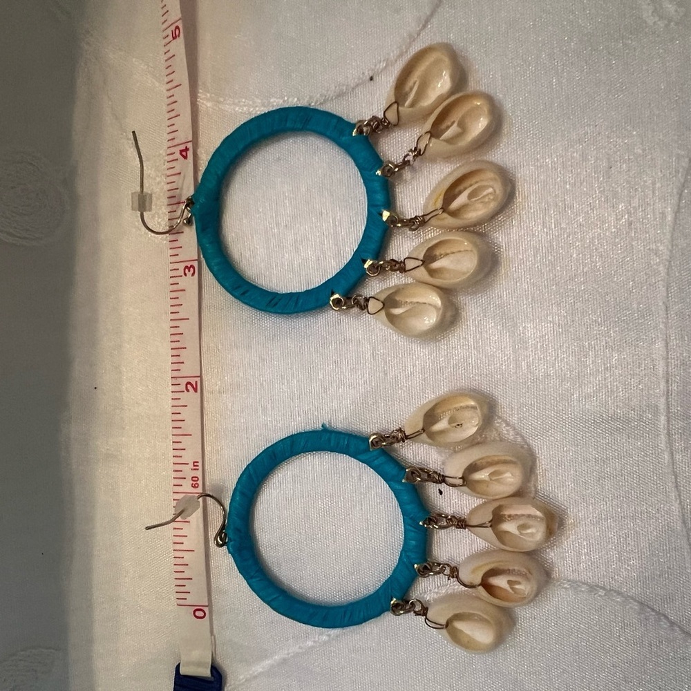 Turquoise Boho Shell Pierced Earrings - Picture 5 of 7